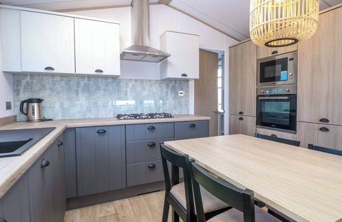 Bacton Cottage | Seaview Lodge