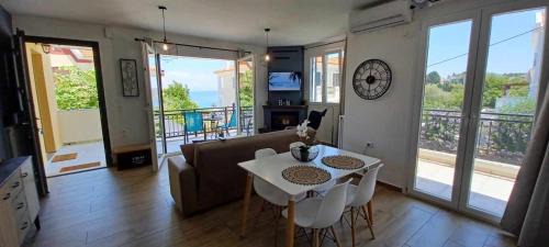 Mytilene Apartment | Seaview Luxury Apartment with private parking
