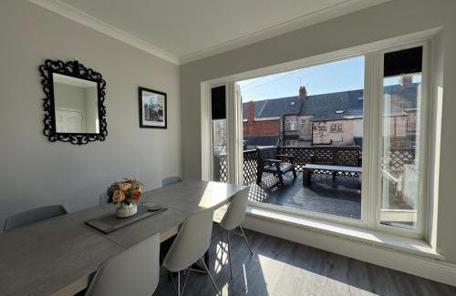 Whitley Bay Apartment | Seaview Maisonette, Whitley Bay Sea Front