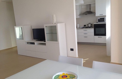 Alcamo Marina House | Seaview modern holiday home in NW Sicily - air conditioning, Wi-Fi, parking, bbq