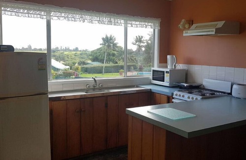 Burnt Pine Hotel | Seaview Norfolk Island