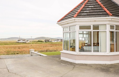 Rinboy House | SEAVIEW, pet friendly, with open fire in Portsalon, County Donegal