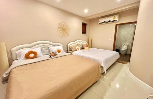 Bang Sare Villa | Seaview pool villa bangsaray