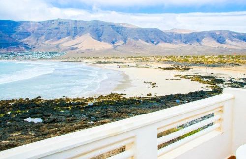 Caleta de Famara Apartment | Seaview Risco de Famara 1