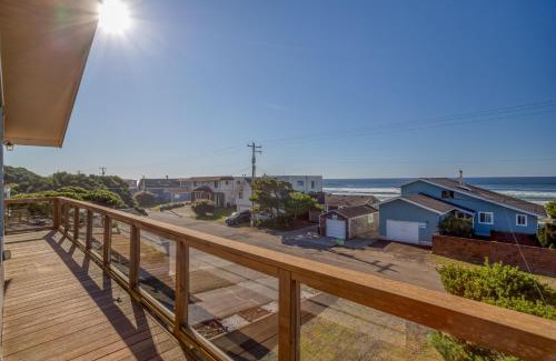 Rockaway Beach House | Seaview Rockaway - Meredith Lodging