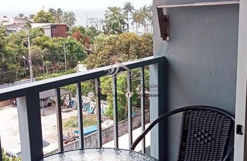 Saen Suk Apartment | Seaview Secret with Wifi n Toproof Pool @ Bangsaen