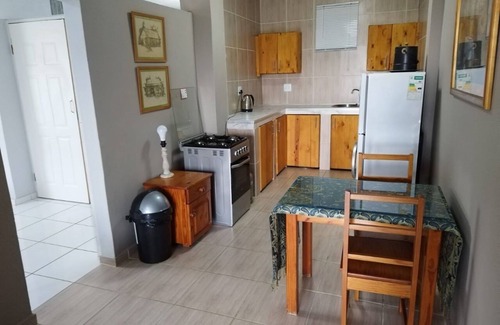 Ramsgate South Apartment | Seaview Self Catering Apartment with calmness - Ramsgate