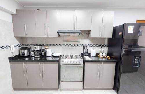Petit Jean Ocharan Apartment | Seaview Terrace Pacific KING 4BR/3BA JW Marriott