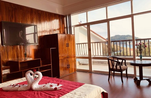 Vung Tau House | Seaview Villa 1. 12/12 Tran Phu