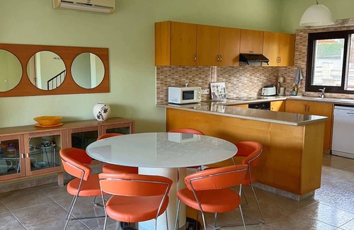 Latsi House | Seaview Villa Mia Sum