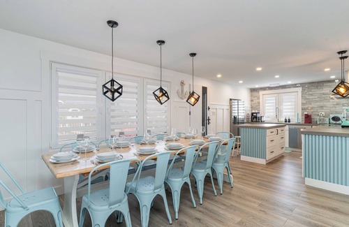 Murrells Inlet House | Seaward: Spacious Beachside Retreat w/Pool & Putting Green!