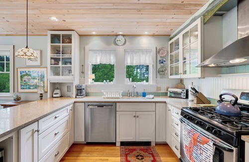Southport Cottage | Seawood Sunset Cottage: Southport Island
