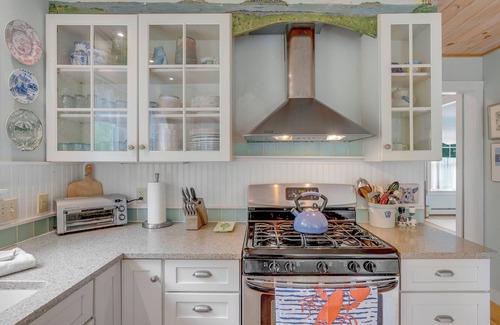 Southport Cottage | Seawood Sunset Cottage: Southport Island