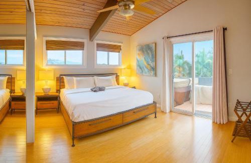 Bay Park House | Seaworld Fireworks View Hot tub Fast Wifi 3BR 2BA 4 Bds 2 SofaBds