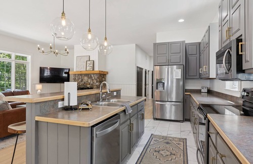 North Windham House | SEBAGO LAKE HOME WITH 2 WALK OUT SANDY ASSOC BEACH