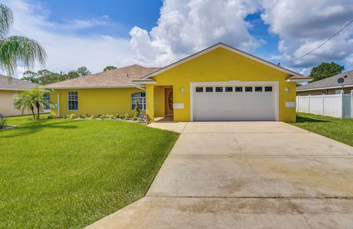 Sebring House | Sebring Vacation Rental: Near Boating & Fishing!