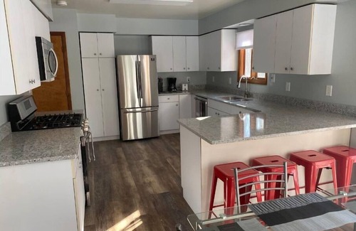 Kendall House | Secluded 10 acre home in the woods