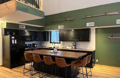 Ladysmith Cabin | Secluded 3-bedroom cabin on the Chippewa River near Ladysmith, WI with WiFi, AC
