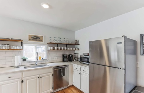 Donelson House | Secluded 3BR Home in Peaceful Neighborhood