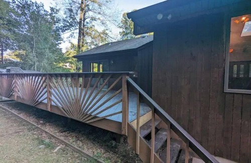 Hopatcong House | Secluded 6br Home 1min from Lake's State Park