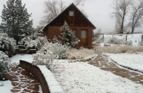 Alamedan Valley House | Secluded Adobe Casita-Right behind Balloon Fiesta Park