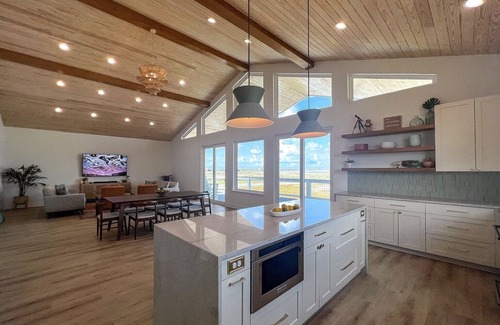 Indian Beach House | Secluded Bay House w/private pool, hot tub