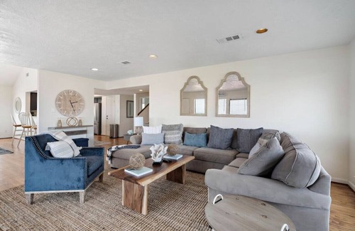 Pointe San Luis House | Secluded beachfront house with gorgeous ocean views