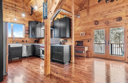 Nemo Cabin | Secluded Black Hills Cabin