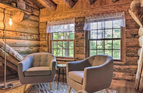 Pickens House | Secluded Cabin with Spacious Kitchen and Dining Area!