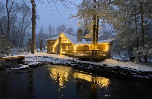 Reeders House | Secluded Chalet On Stream-Mins to Camelback