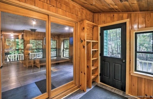 Greenville Cabin | Secluded comfort only minutes to lake