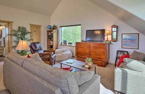 Indian Mountain Cabin | Secluded Como Cabin w/ Hiking Access On-Site!