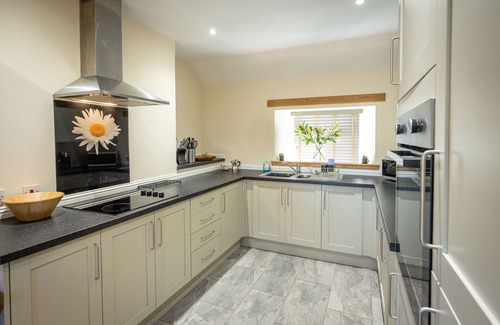 Auchmithie Cottage | Secluded cottage w/hot tub & close to cliff walks