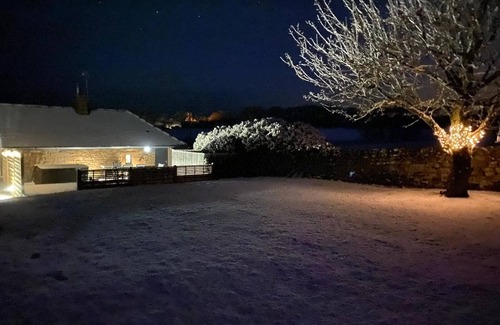 Auchmithie Cottage | Secluded cottage w/hot tub & close to cliff walks