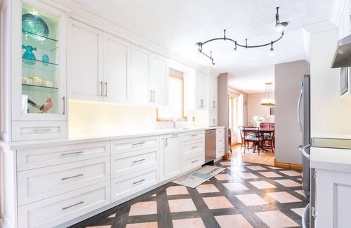 Oro-Medonte Cottage | Secluded Countryside Estate