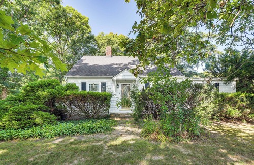 Crown Point House | Secluded Crown Point Haven Near Golfing & Parks!