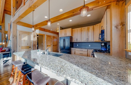 Granby House | Secluded, custom-built home w/views of Continental Divide
