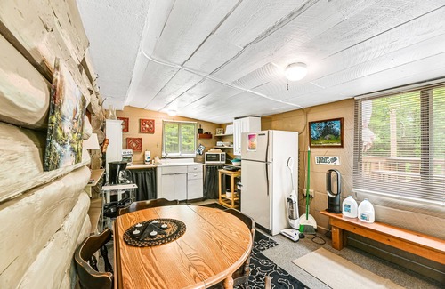 Prattsburgh Apartment | Secluded Dog-Friendly Studio w/Deck, Private Pond, Fireplace, Fast WiFi, Views