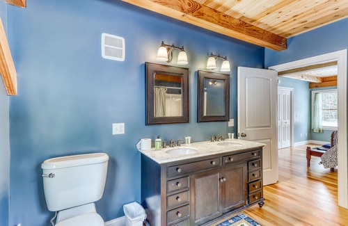 Wilmington House | Secluded dog-friendly home with wood-burning fireplace, WiFi & forest views