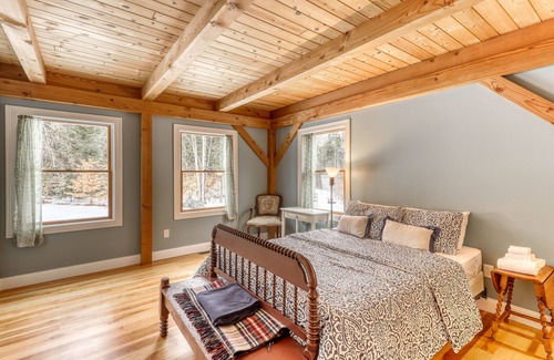 Wilmington House | Secluded dog-friendly home with wood-burning fireplace, WiFi & forest views
