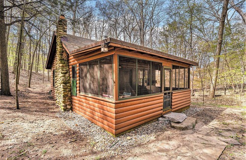Holland Cottage | Secluded dog-friendly retreat with beach access