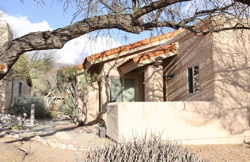 Sin Vacas House | Secluded Elegance: Sin Vacas Retreat