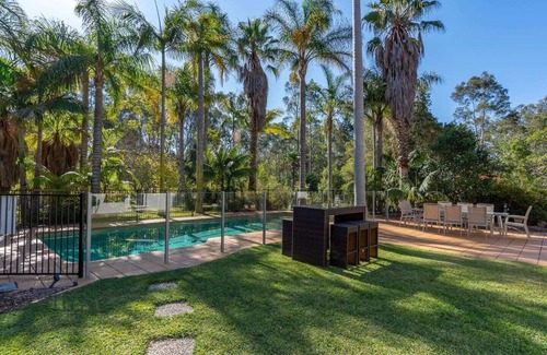 North Nowra House | Secluded escape close to Berry, Kangaroo Valley, Beaches, Wineries & Rivers.