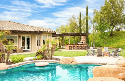 Temecula Villa | Secluded Estate | Views of Wine Country + Private Home Theater | Twilight Vines