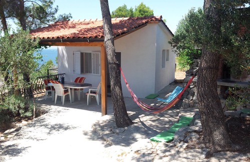 Cove Makarac (Milna) House | Secluded family friendly house Milna, Brač (K-12229)