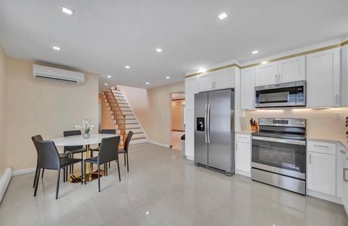 Woodbourne House | Secluded Family Haven ~ Yard ~ GameRoom ~ Fire Pit