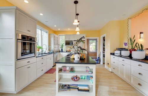 Voluntown House | Secluded Family Home Near Hiking in Voluntown!