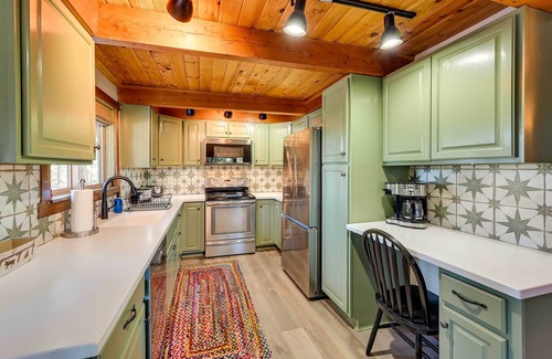 Garden Valley Cabin | Secluded Garden Valley Cabin w/Deck & Views!