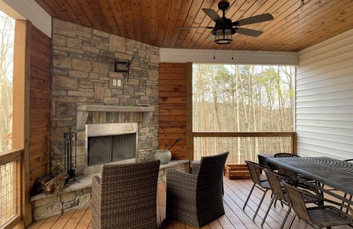 Ringgold House | Secluded Getaway, 5-Bedroom home in Ringgold, GA