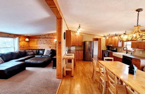 Birchwood Cabin | Secluded Getaway Access to 2 Lakes, Sauna, Game room